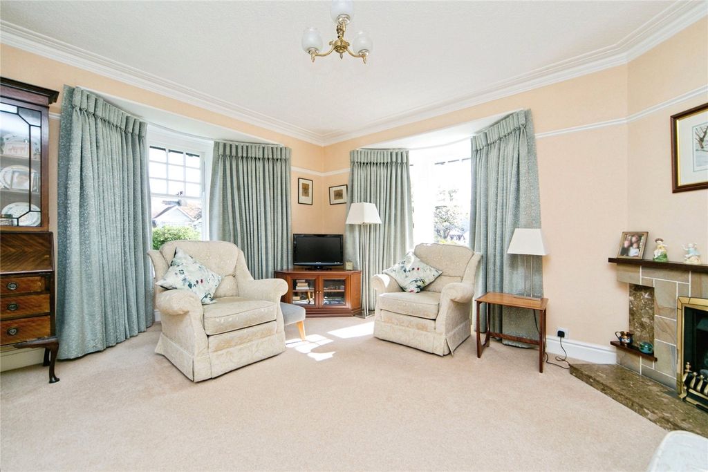 Property photo 3 of 25 Picture No. 21