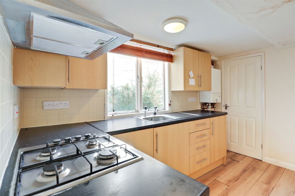 Property photo 3 of 8 Picture No. 02