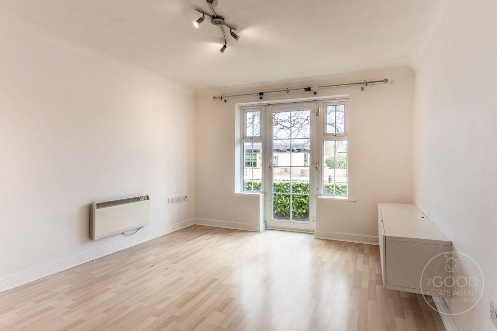 Property photo 2 of 9