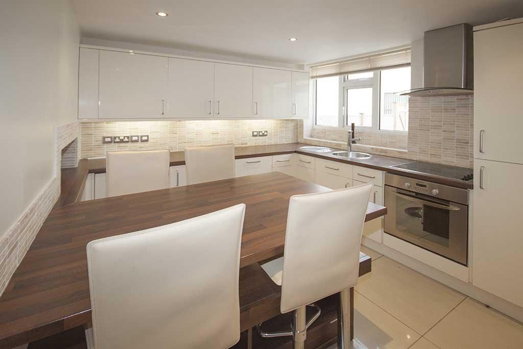 Property photo 2 of 12 Picture 2