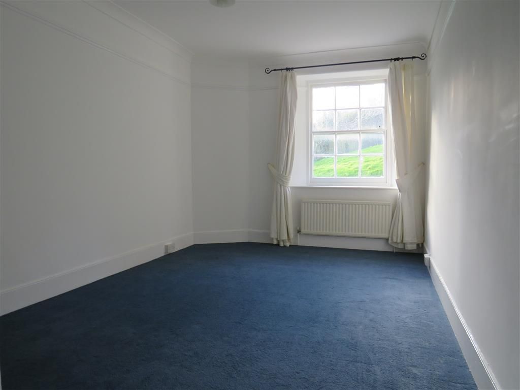 Property photo 1 of 11 Bedroom 2