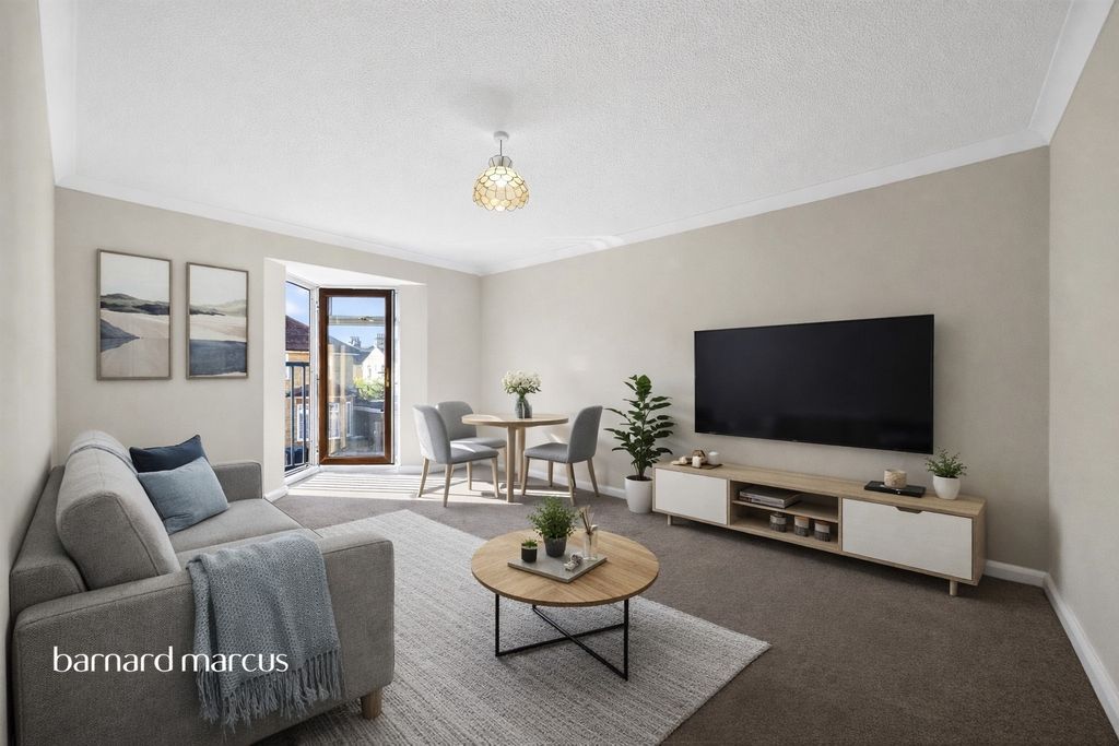 Property photo 1 of 26