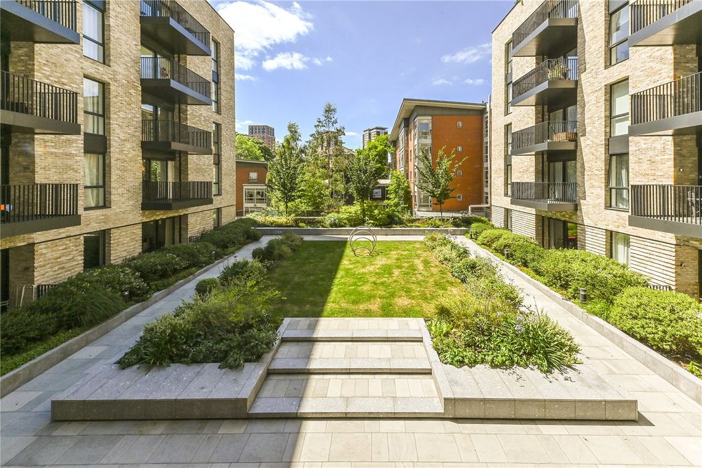 Property photo 2 of 31 Picture No. 39