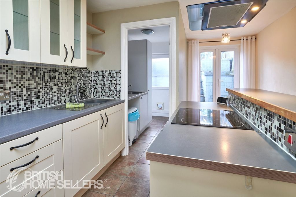 Property photo 3 of 10 Picture No. 06