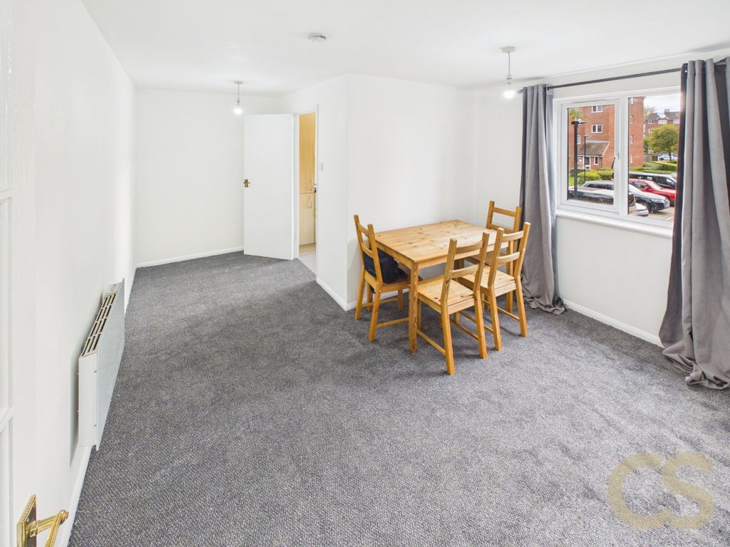 Property photo 3 of 7 2672495
