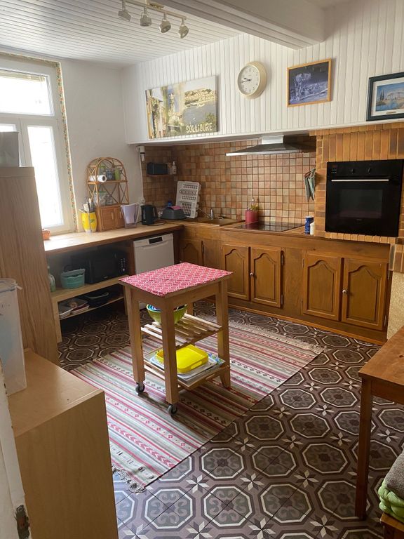 Property photo 3 of 14