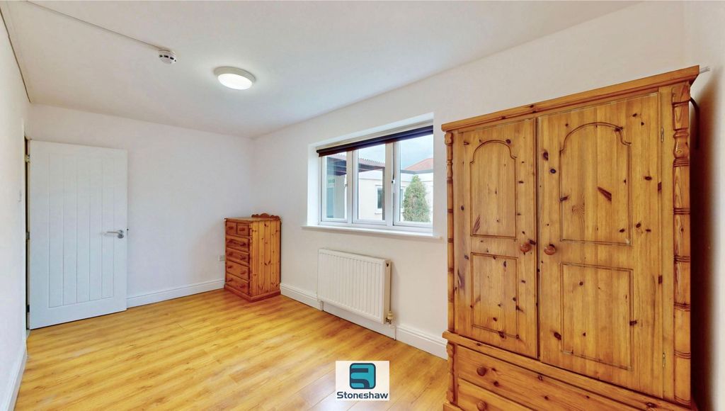 Additional image 5 of 7 bed end terrace house for saleSt. Georges Road, Dagenham RM9