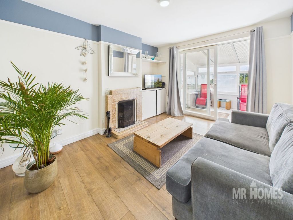 Property photo 2 of 41