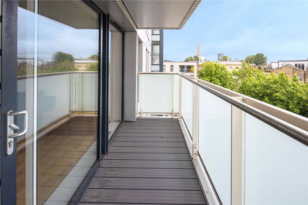 Property photo 2 of 17 Balcony