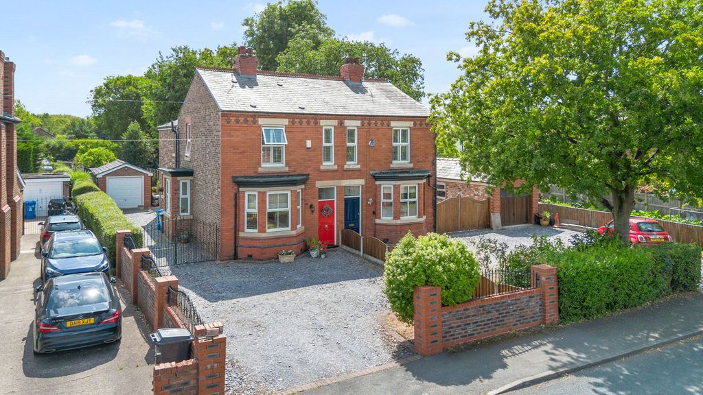 Property photo 1 of 33