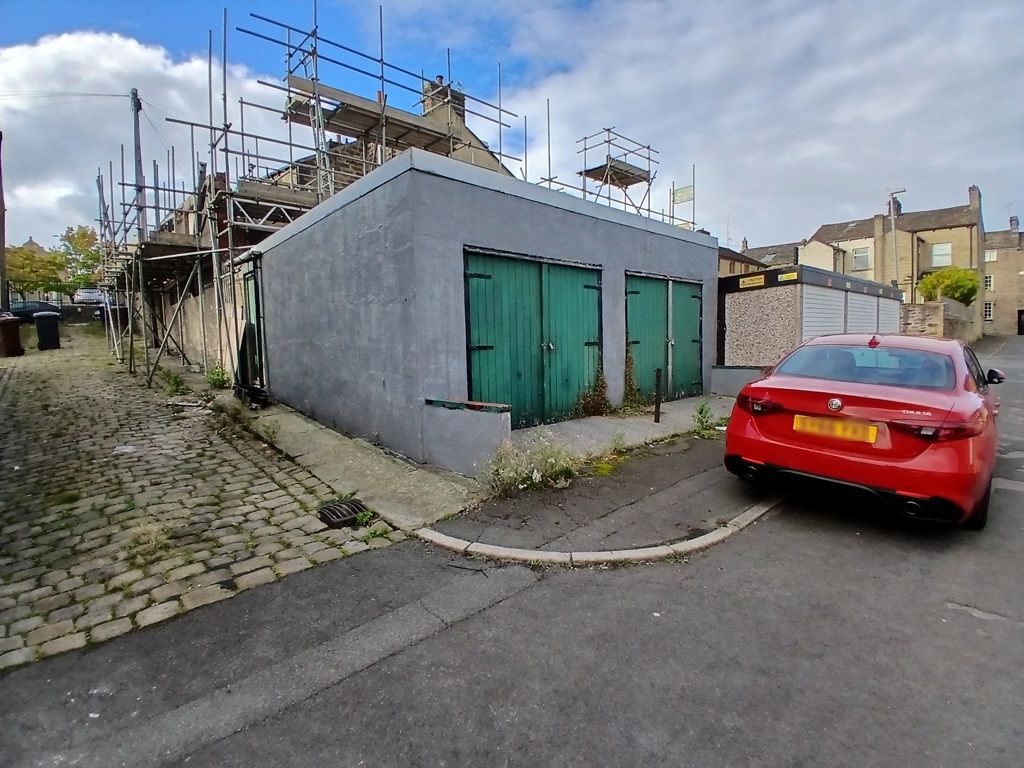 Property photo 3 of 3 Photo 2