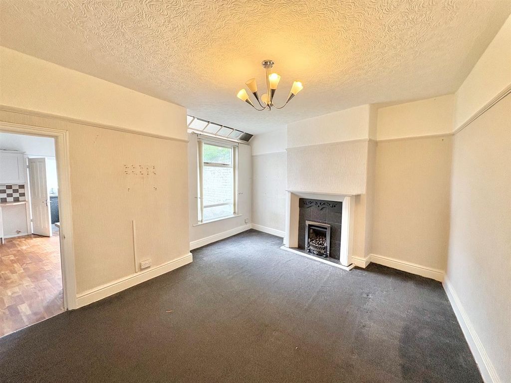 Property photo 3 of 11 Dining.Jpg