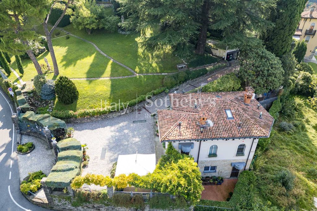 Property photo 3 of 39