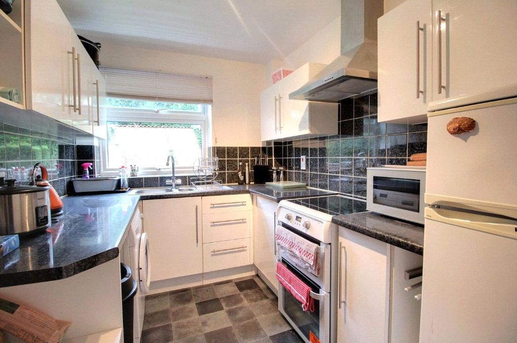 Property photo 2 of 7 Picture No. 11