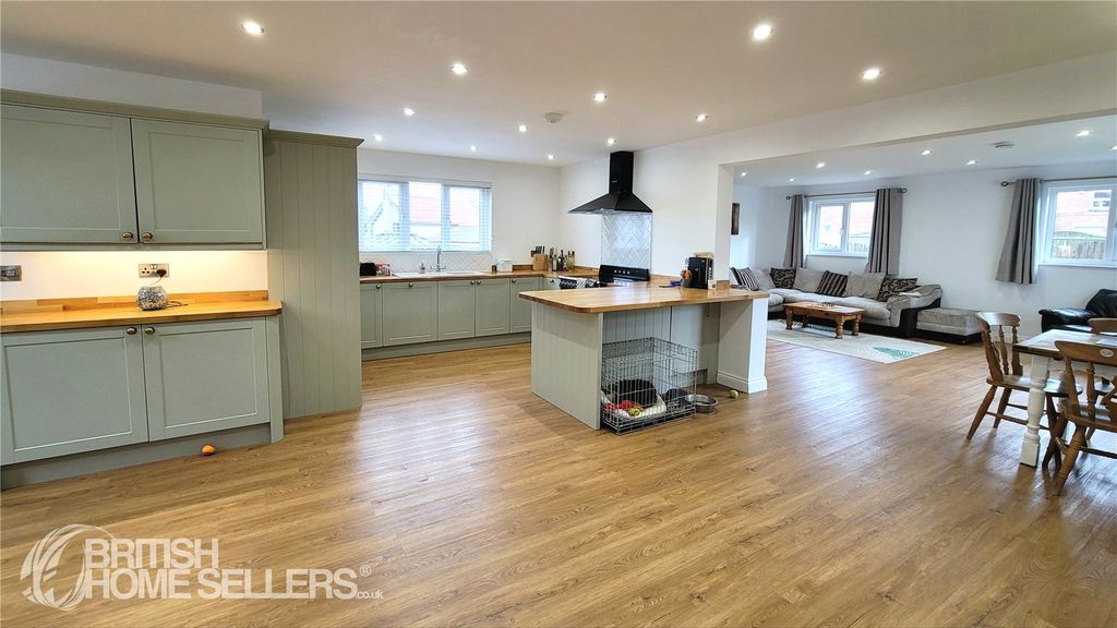 Property photo 2 of 16 2