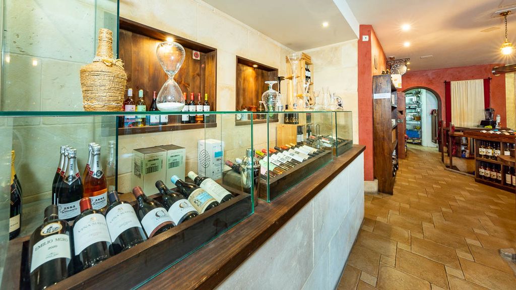 Property photo 2 of 19 02-65271 Small-13.Jpg