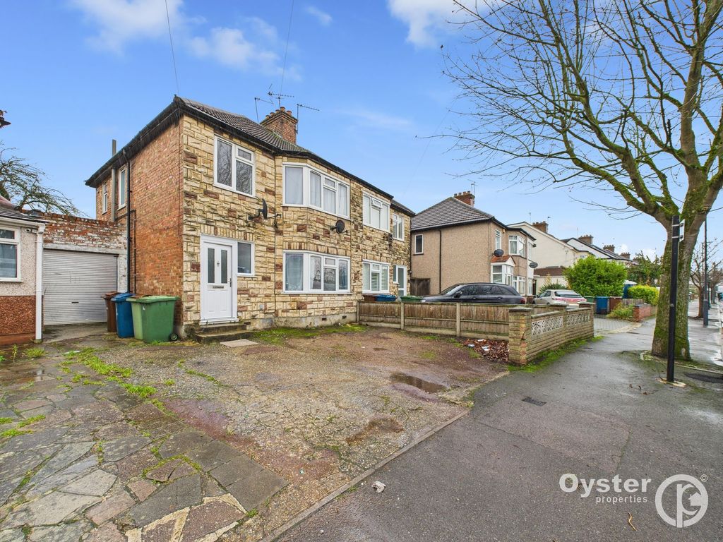 Property photo 1 of 24