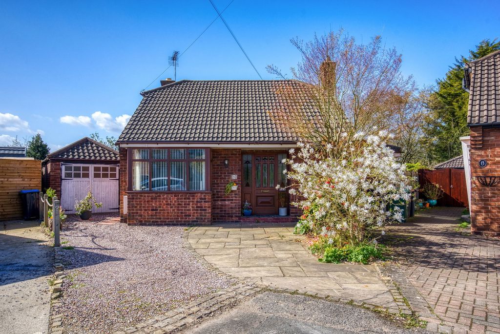 Property photo 1 of 42