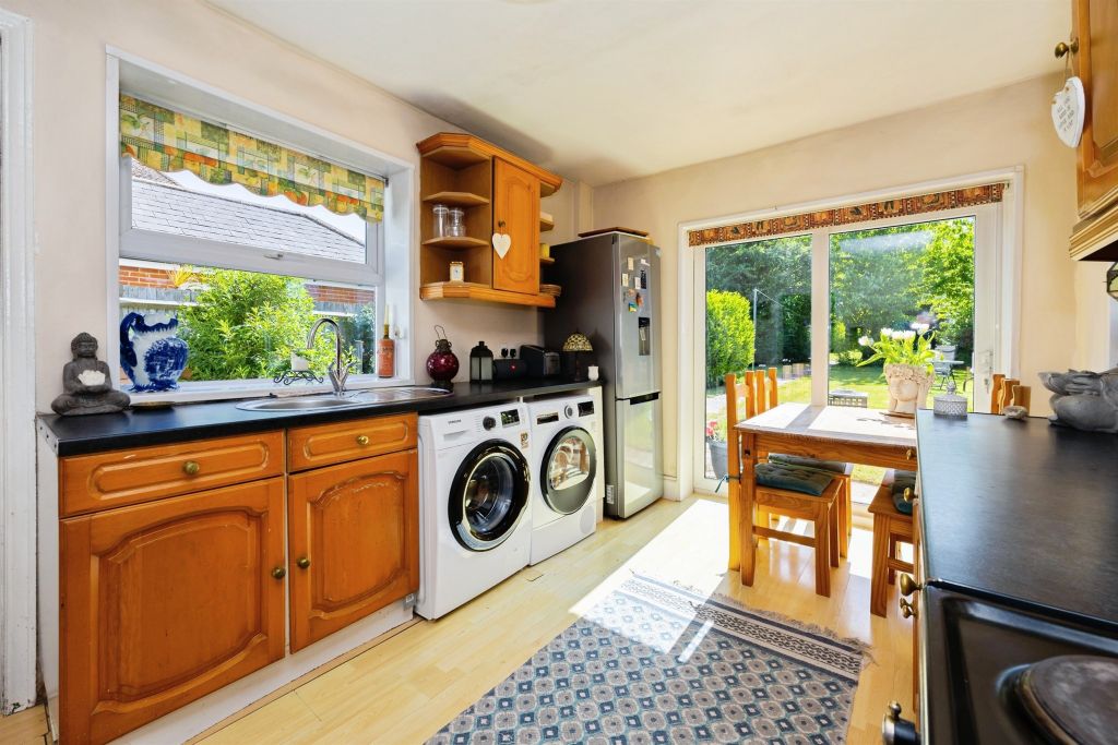 Property photo 3 of 15