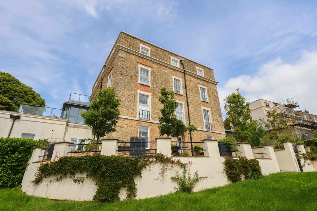 Additional image 17 of 2 bed flat for saleMarine Hill, Clevedon BS21