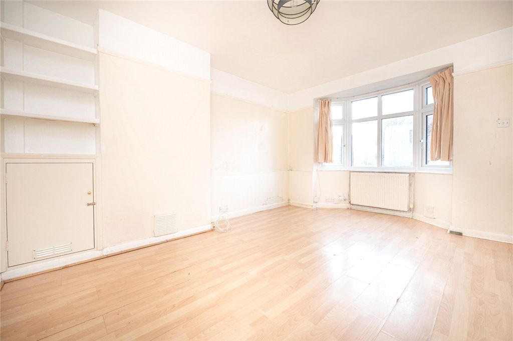 Property photo 2 of 9 Picture No. 06