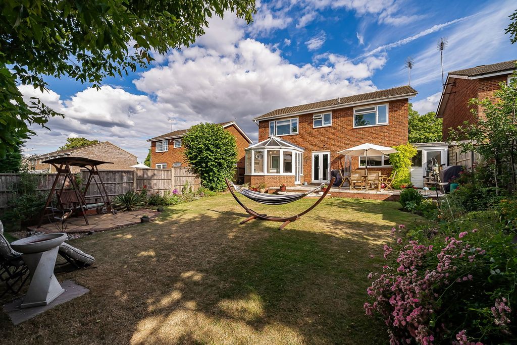 Property photo 3 of 37