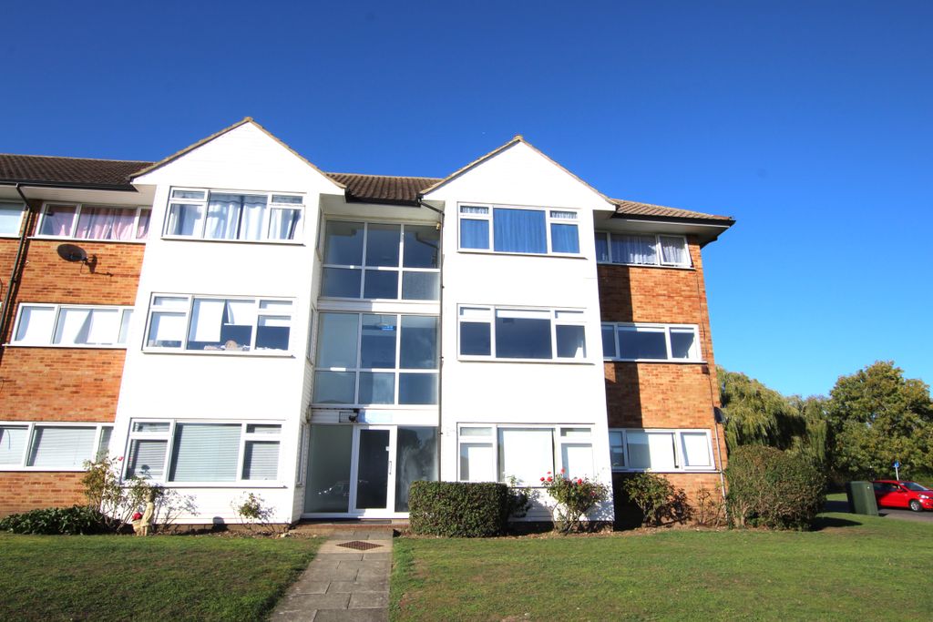 Property photo 1 of 7 1 Front.Jpg