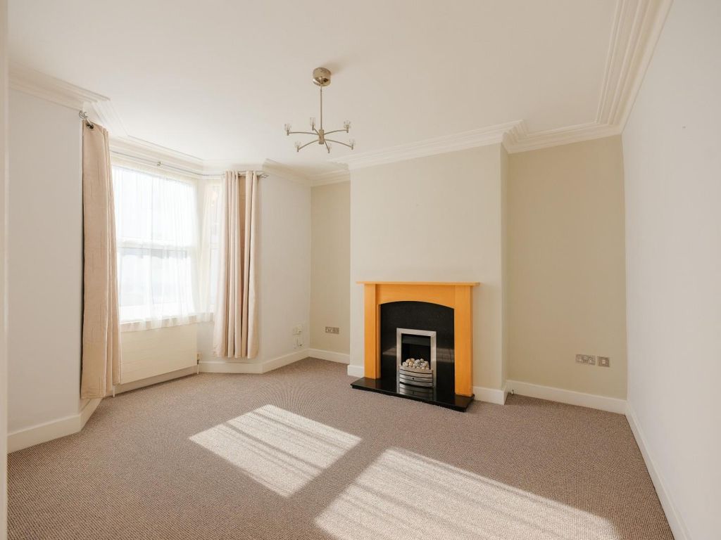 Property photo 1 of 23 Sf72_261016_001.Jpg