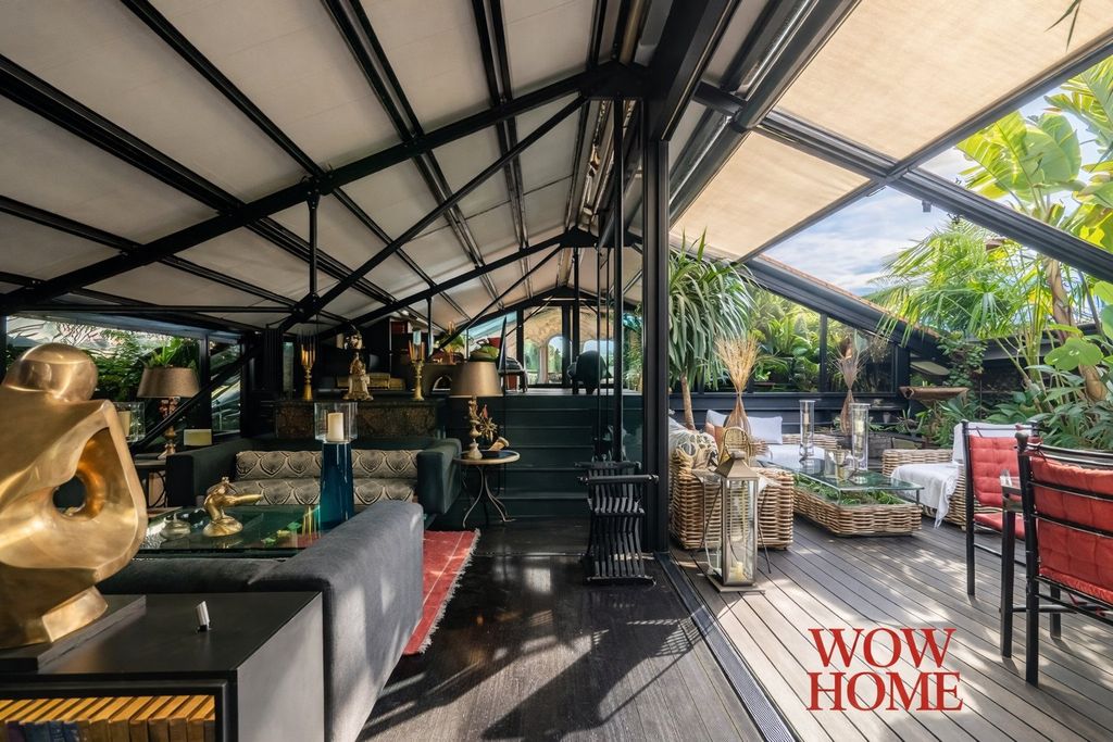 Property photo 3 of 35