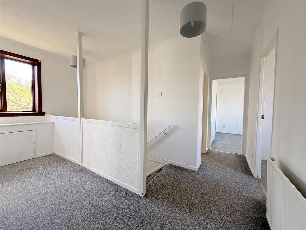 Additional image 7 of 3 bed flat for saleNorthfield Road, Bonhill, Alexandria G83
