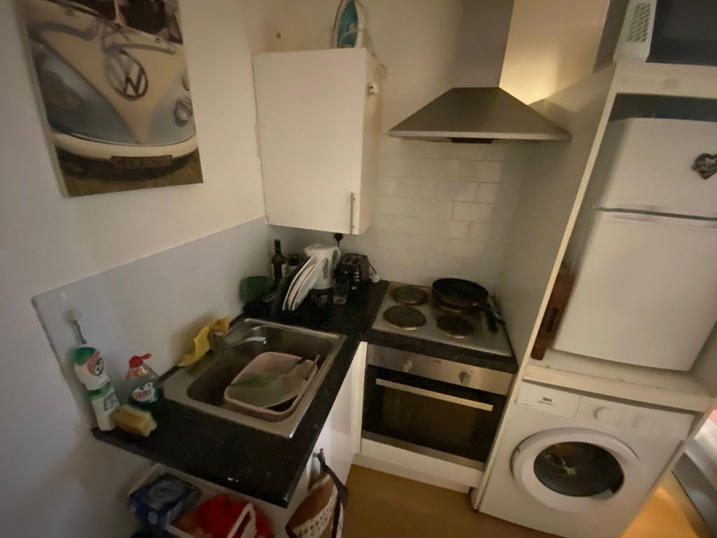 Property photo 3 of 5