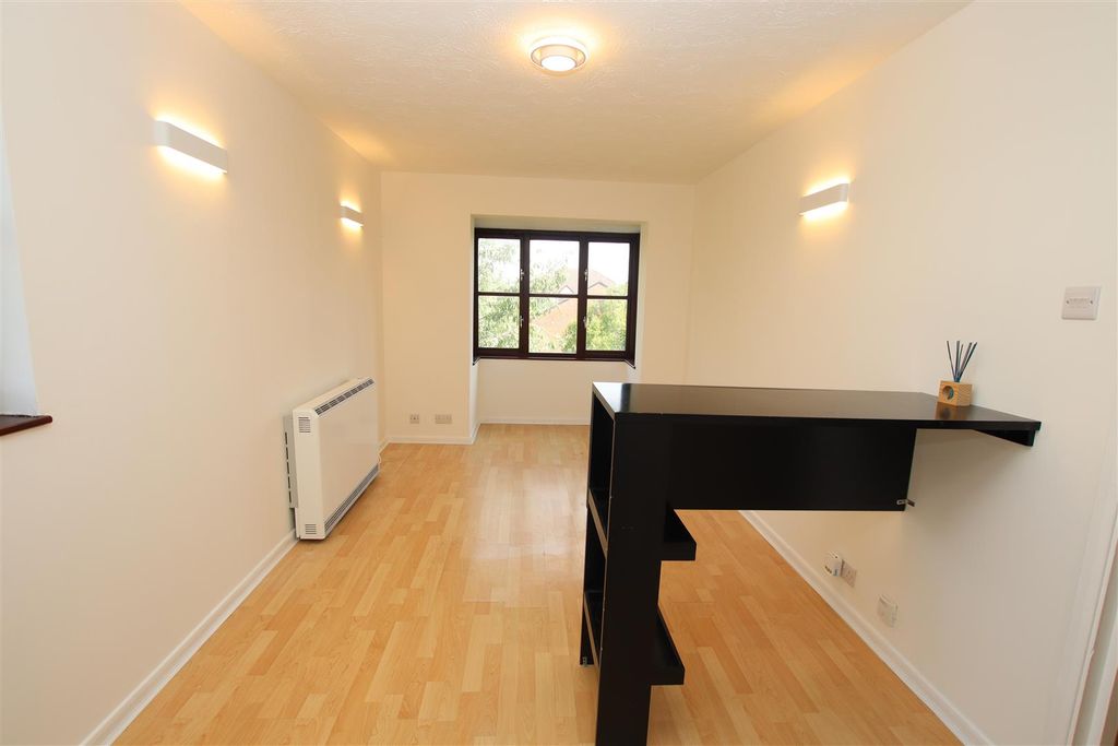 Property photo 3 of 8 Img_6475.Jpg