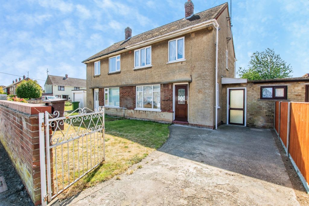 Property photo 1 of 18