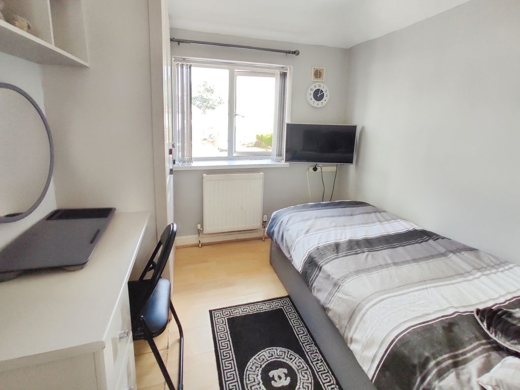 Property photo 2 of 7 Pbox-Img.Jpg