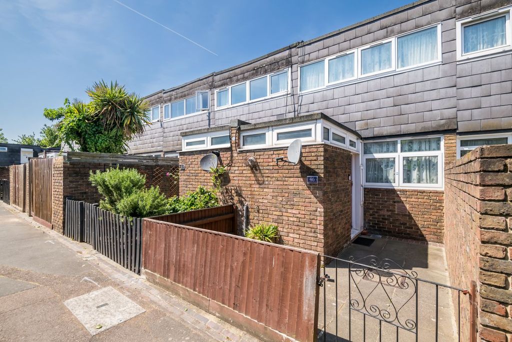 Property photo 1 of 17