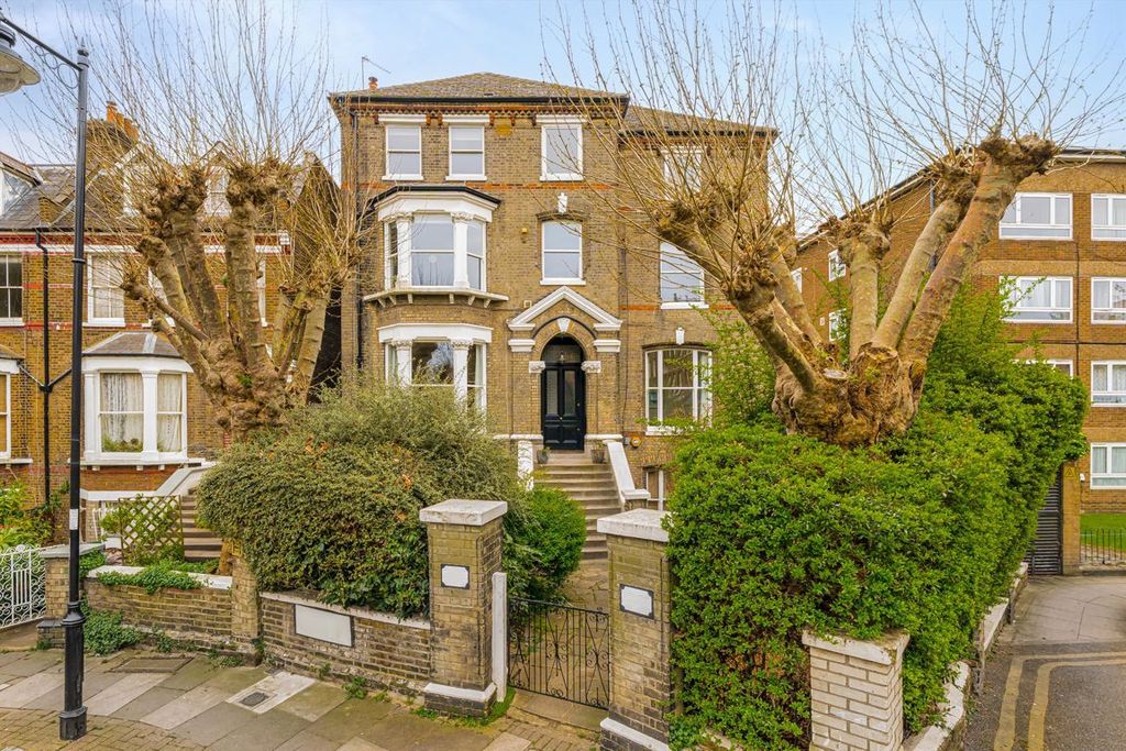 Property photo 1 of 7