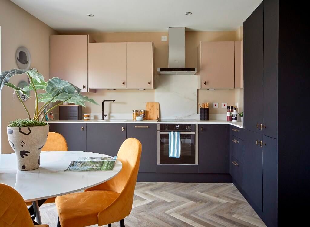 Property photo 2 of 8 Photo 7