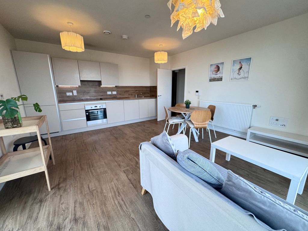 Property photo 2 of 16