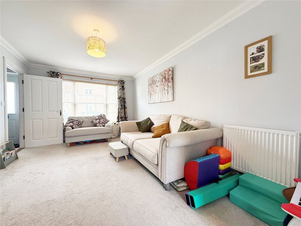 Property photo 3 of 18 Picture No. 07