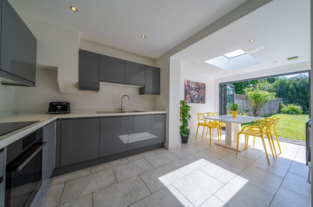 Property photo 2 of 19 1478780-6-6A3555F...