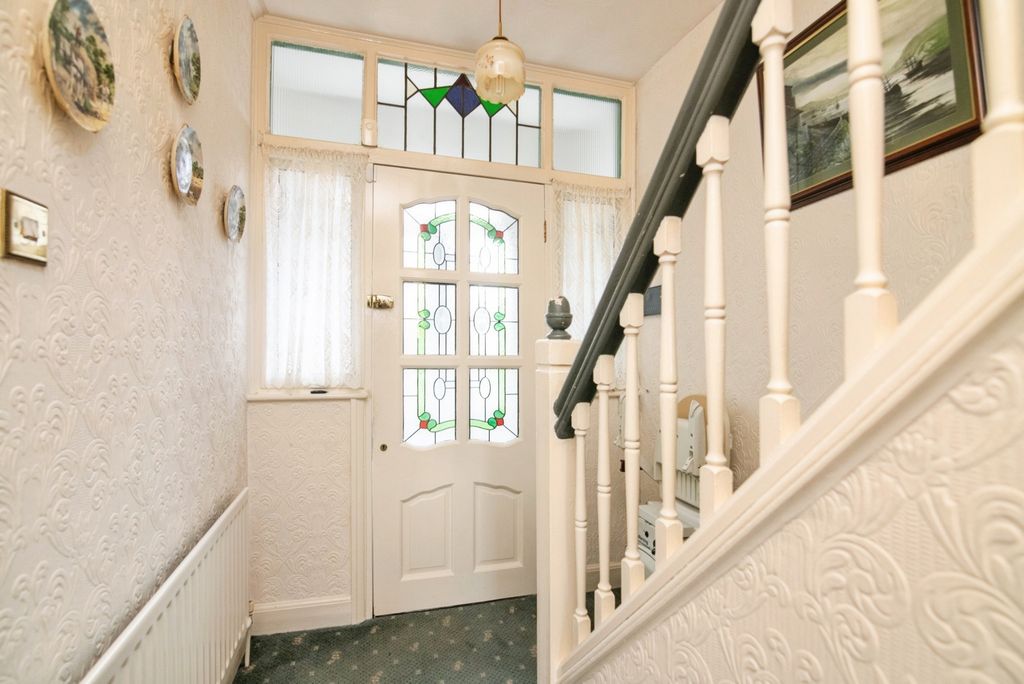 Property photo 2 of 26 Pbox-Img.Jpg