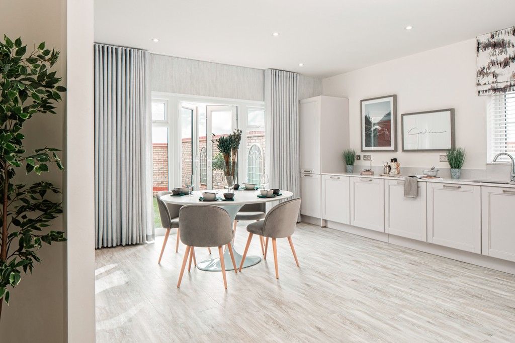 Property photo 3 of 13 Netherhall Gardens, Cambridge