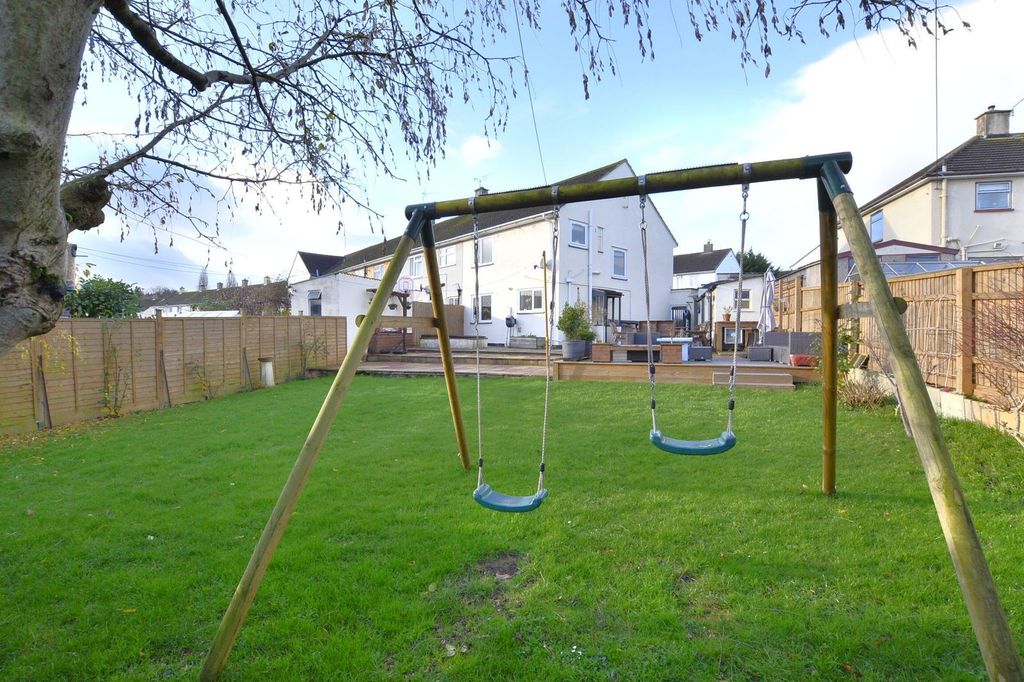 Property photo 3 of 16