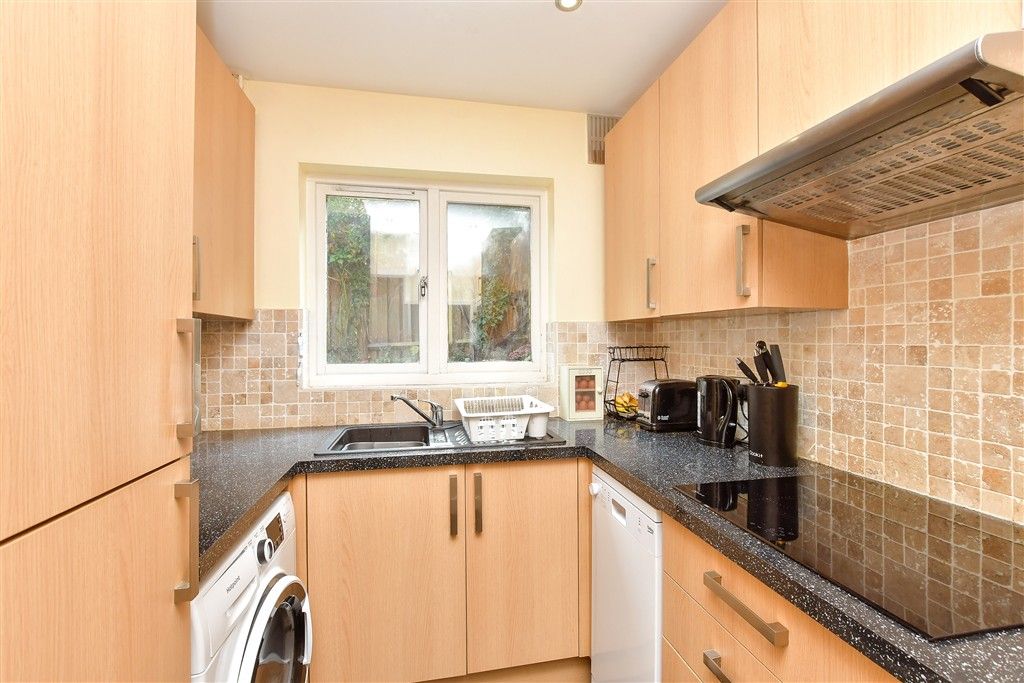 Property photo 2 of 15 Kitchen