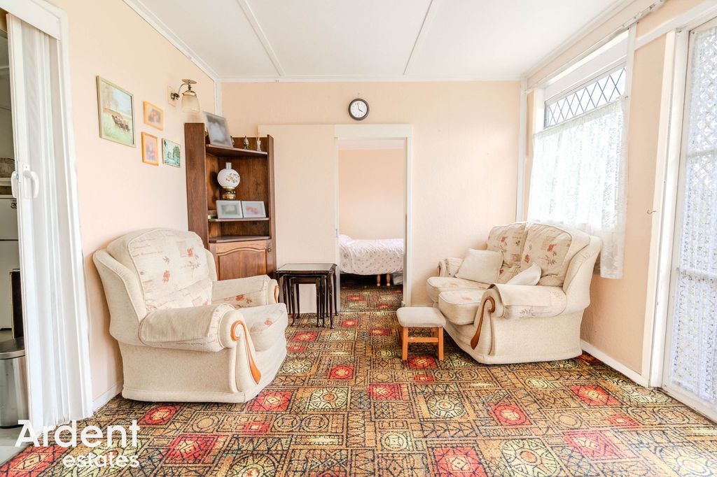 Property photo 3 of 16