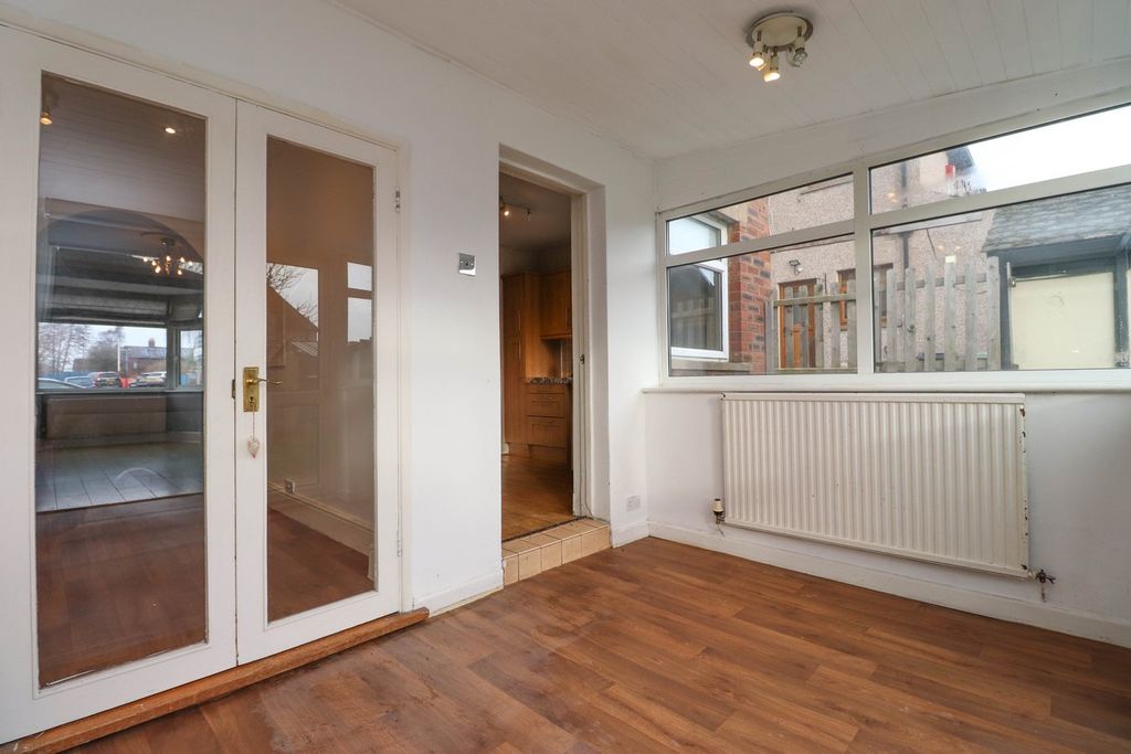 Property photo 3 of 18 Sun Room