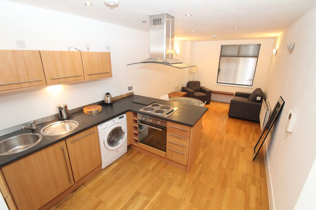 Property photo 3 of 11 Picture No. 10