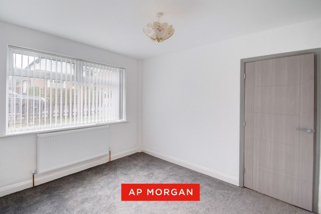 Property photo 3 of 18 Picture No. 35