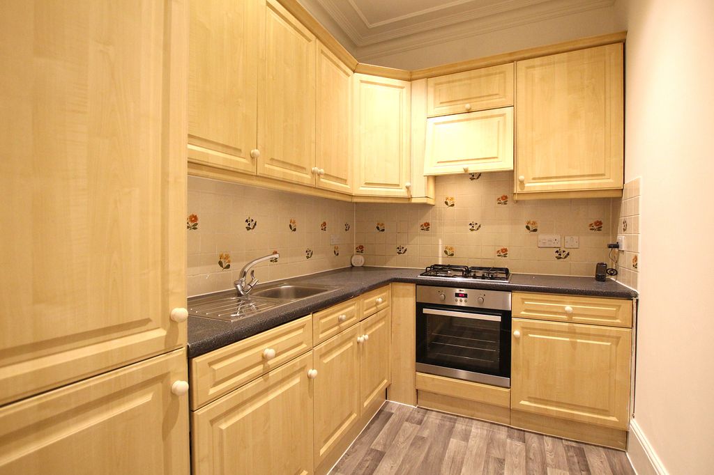 Property photo 2 of 8 2.Jpg