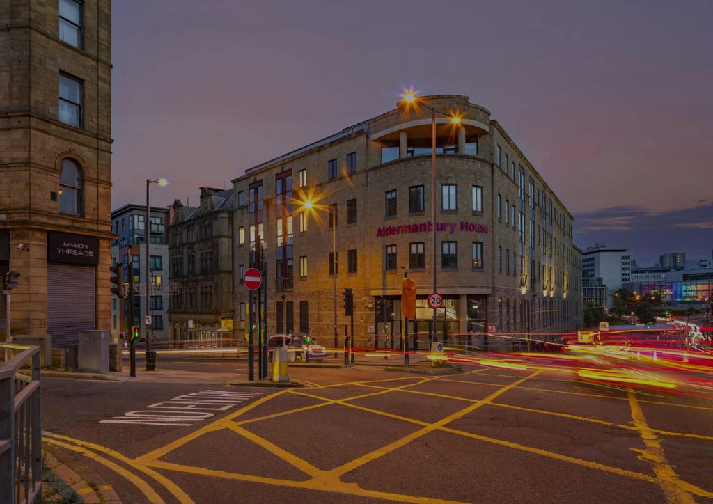 Property photo 1 of 4 Aldermanbury House.Jpg